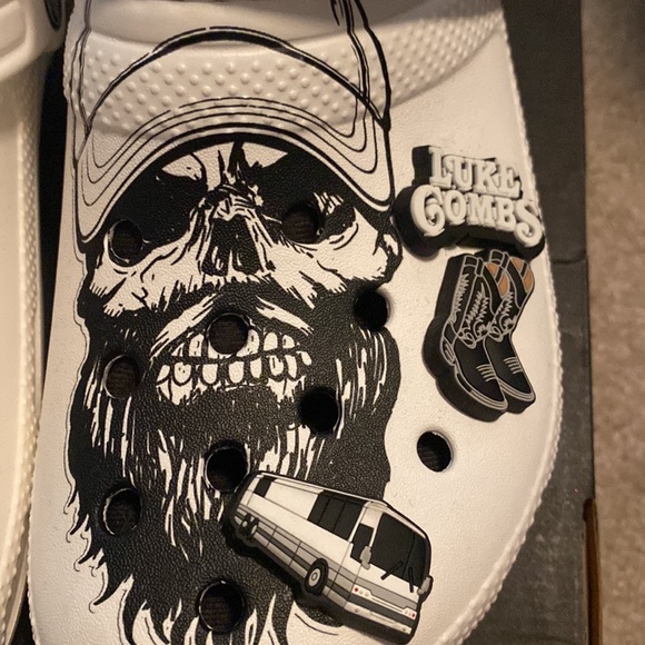 Crocs - Picture 5 of 8